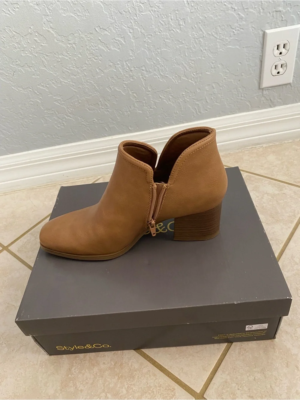 Style & Co. Tan Cognac Ankle Booties Block Heel Side Zip NIB